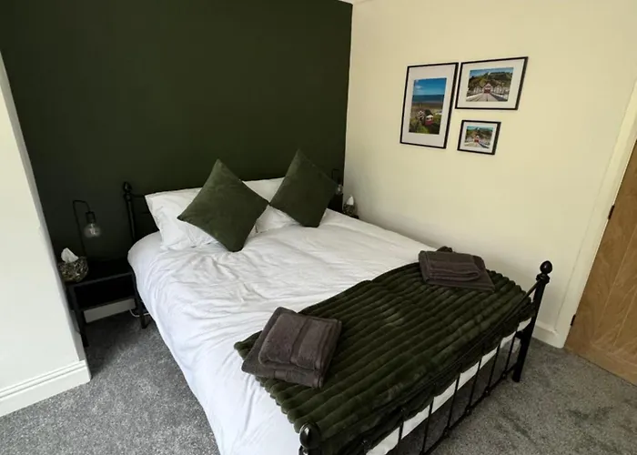 Holiday home Upsall Warren